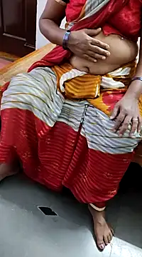 laxmitelugu78 online show from February 1, 2025, 9:54 am