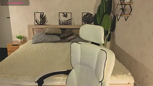 Amy Kimberlly online show from February 12, 2026, 12:21 am