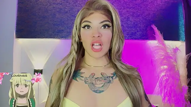 REBECA VALENTINE online show from March 2, 2025, 9:52 pm