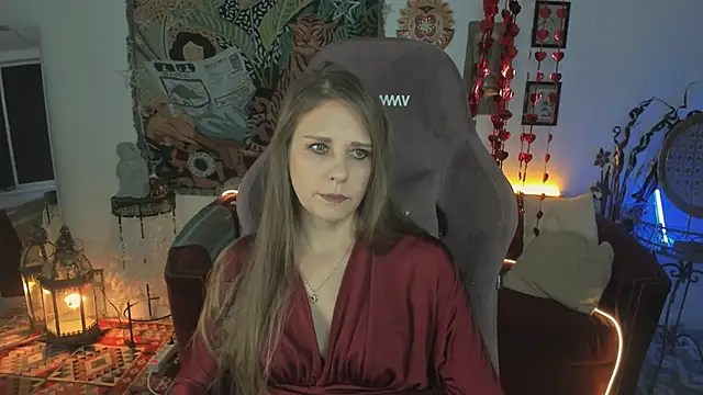 Snapshot of EmiliaBedy chatting on March 3, 2025, 9:02 am EmiliaBedy online show from March 3, 2025, 9:02 am
