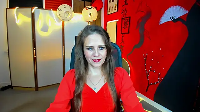 Snapshot of EmiliaBedy chatting on September 12, 2025, 5:18 am EmiliaBedy online show from September 12, 2025, 5:18 am