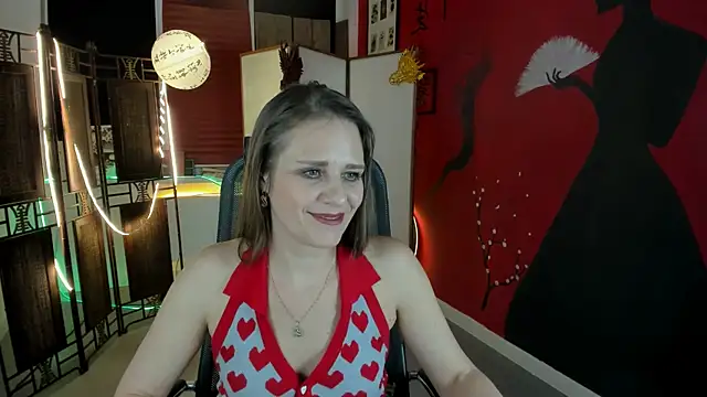 Snapshot of EmiliaBedy chatting on March 4, 2025, 3:15 pm EmiliaBedy online show from March 4, 2025, 3:15 pm