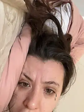 bunnythetailor online show from March 8, 2026, 11:24 am