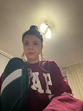 Snapshot of bunnythetailor chatting on November 14, 2025, 3:15 pm bunnythetailor online show from November 14, 2025, 3:15 pm