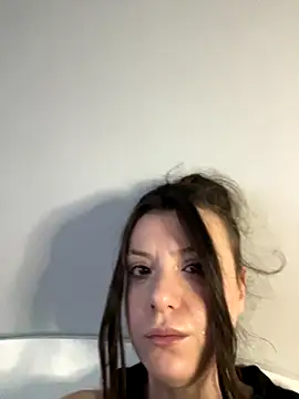 Snapshot of bunnythetailor chatting on November 8, 2025, 8:51 am bunnythetailor online show from November 8, 2025, 8:51 am