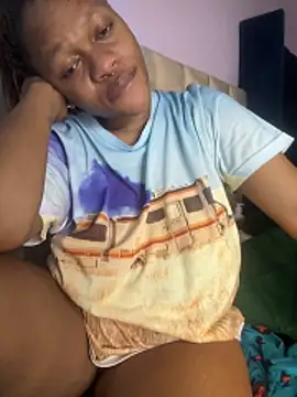 Boneca25 online show from March 19, 2026, 2:11 am