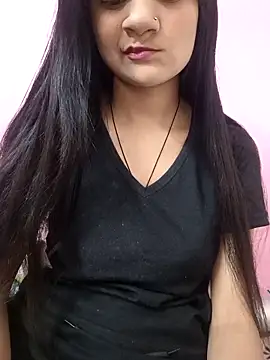 Snapshot of Tanu-00 chatting on November 16, 2025, 4:23 pm Tanu-00 online show from November 16, 2025, 4:23 pm