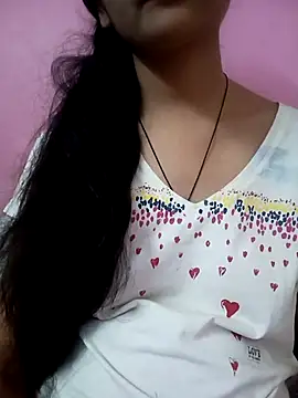 Snapshot of Tanu-00 chatting on October 4, 2025, 4:08 pm Tanu-00 online show from October 4, 2025, 4:08 pm