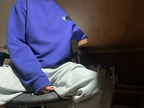 Snapshot of Phil_6677 chatting on February 6, 2026, 3:19 pm Phil 6677 online show from February 6, 2026, 3:19 pm