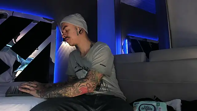 kaletattoo online show from March 15, 2026, 12:01 pm