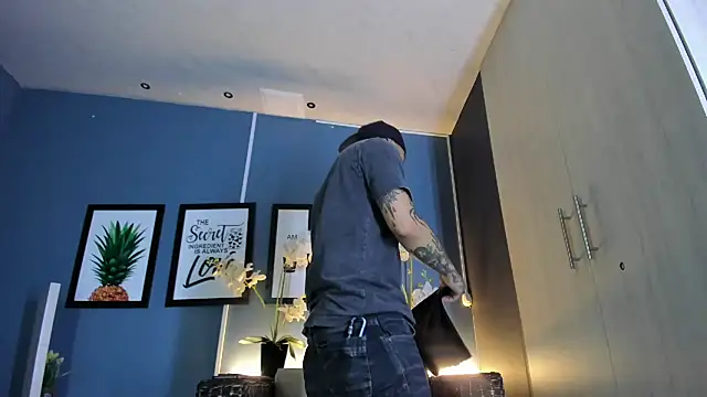 kaletattoo online show from September 12, 2025, 11:21 am