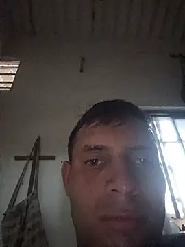 Snapshot of Mauricio2507 chatting on August 2, 2026, 9:45 pm Mauricio2507 online show from August 2, 2026, 9:45 pm