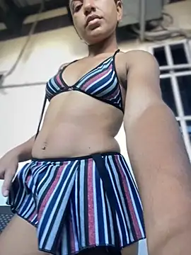 HeatherCobs online show from November 9, 2025, 1:26 pm