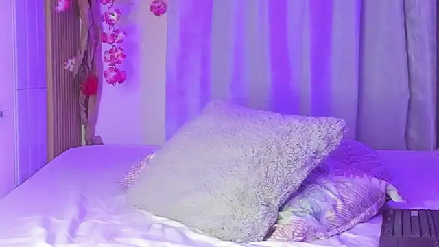 Snapshot of vicky__skinny_1 chatting on March 22, 2025, 6:11 am vicky skinny 1 online show from March 22, 2025, 6:11 am