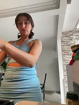 Snapshot of vicky__skinny_1 chatting on February 20, 2025, 2:35 pm vicky skinny 1 online show from February 20, 2025, 2:35 pm