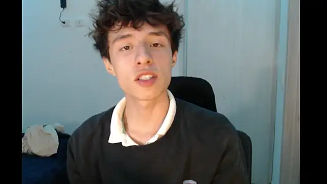 Snapshot of Juanmres chatting on November 18, 2025, 5:11 am Juanmres online show from November 18, 2025, 5:11 am