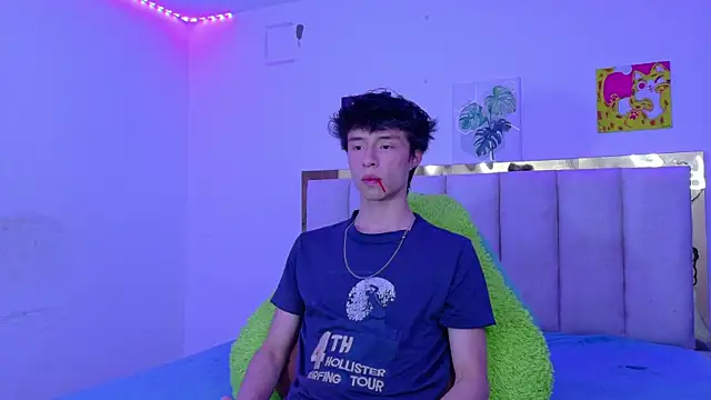 Juanmres online show from June 1, 2026, 7:35 pm