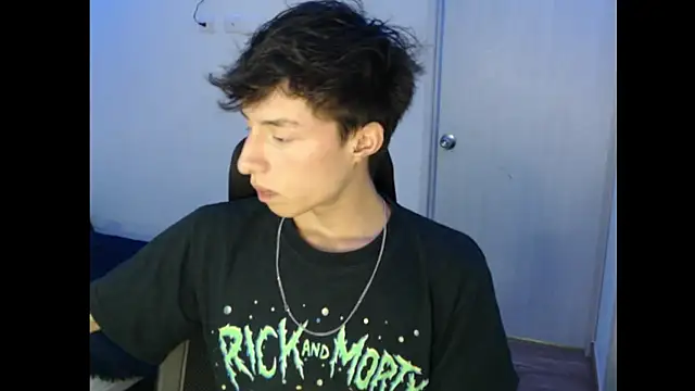 Snapshot of Juanmres chatting on November 6, 2025, 5:44 am Juanmres online show from November 6, 2025, 5:44 am