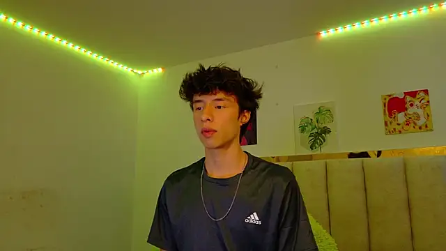 Juanmres online show from June 9, 2026, 5:47 pm