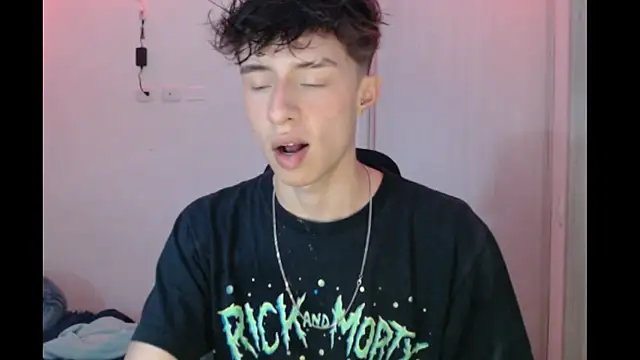 Juanmres online show from November 25, 2025, 2:12 am