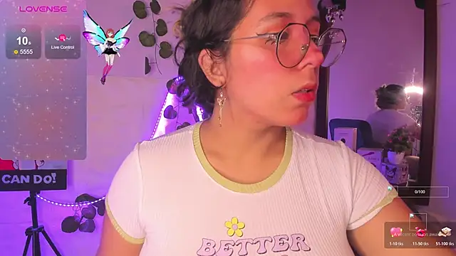 Snapshot of Ludovica6669 chatting on November 18, 2025, 9:07 pm Ludovica6669 online show from November 18, 2025, 9:07 pm