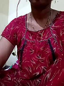 Snapshot of TeluguammayiMahi chatting on October 28, 2025, 10:20 pm TeluguammayiMahi online show from October 28, 2025, 10:20 pm