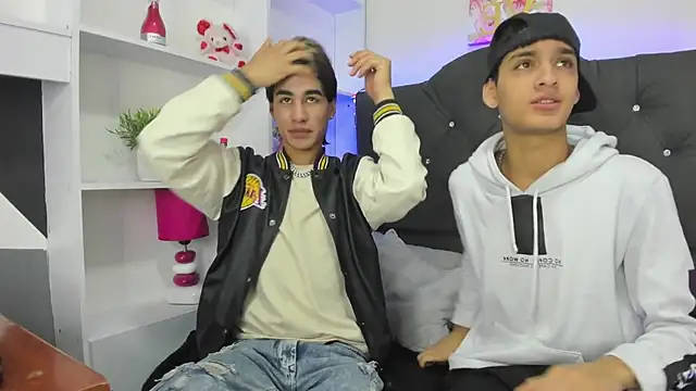 stiven santana online show from January 24, 2025, 7:07 pm