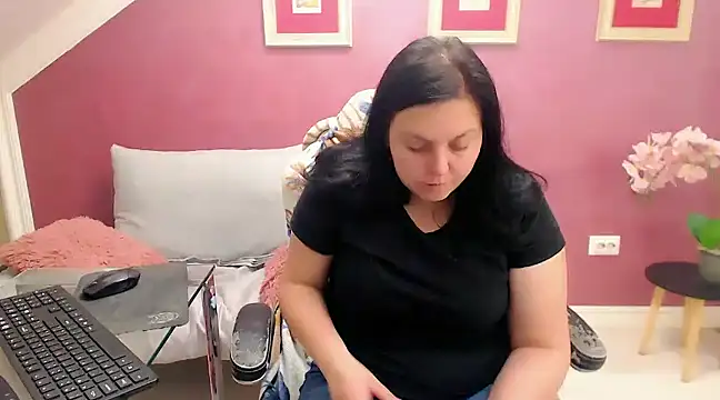 Snapshot of Wetandnaughtyxx chatting on February 20, 2025, 7:23 am Wetandnaughtyxx online show from February 20, 2025, 7:23 am