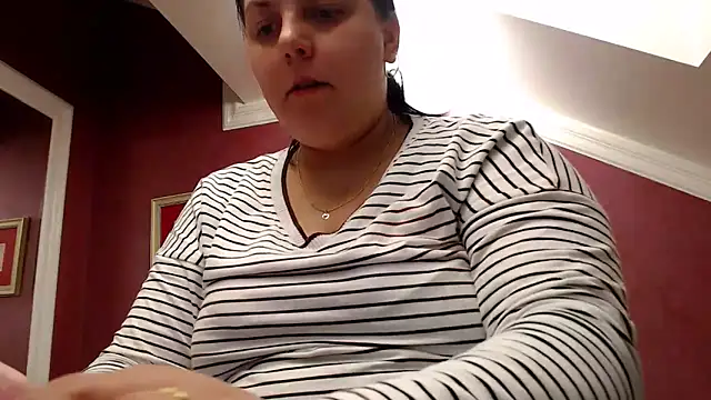 Wetandnaughtyxx online show from April 5, 2026, 7:15 am