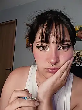 Snapshot of Hinako0Satorii_ chatting on February 28, 2026, 3:06 am Hinako0Satorii online show from February 28, 2026, 3:06 am