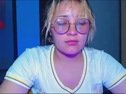 Snapshot of Hinako0Satorii_ chatting on March 22, 2025, 2:05 am Hinako0Satorii online show from March 22, 2025, 2:05 am