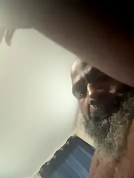 Snapshot of shavez5888 chatting on October 29, 2025, 9:47 pm shavez5888 online show from October 29, 2025, 9:47 pm