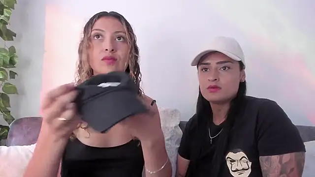 my melody online show from November 19, 2025, 8:09 pm