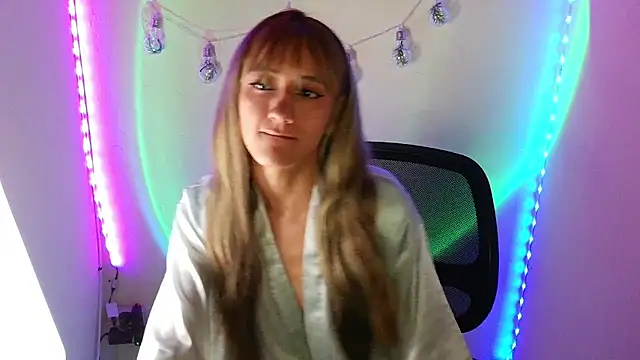 Lya1 ch online show from November 11, 2025, 10:47 pm