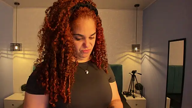 ninna curly online show from September 19, 2025, 9:30 pm