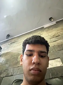 Santiago-Thompson online show from December 4, 2025, 11:04 pm