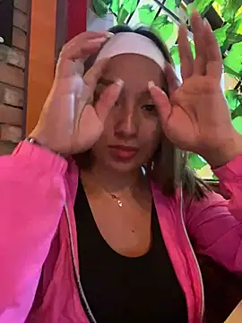 Snapshot of Iam_Cassi chatting on February 21, 2025, 6:59 pm Iam Cassi online show from February 21, 2025, 6:59 pm