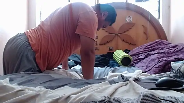 nakedlima online show from January 6, 2026, 7:07 pm