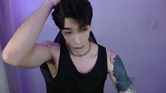 H3ll B0I online show from April 7, 2026, 4:58 am