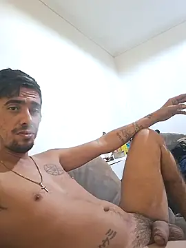 Snapshot of thallespessoa chatting on February 6, 2026, 2:02 pm thallespessoa online show from February 6, 2026, 2:02 pm