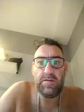 Snapshot of Hardasanut chatting on October 31, 2025, 6:10 am Hardasanut online show from October 31, 2025, 6:10 am