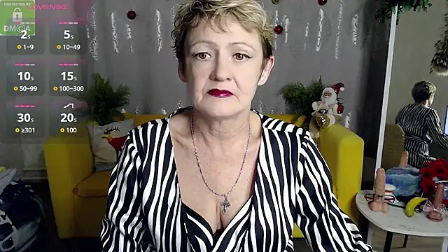 Snapshot of SexyGrandma_ chatting on December 19, 2025, 4:31 pm SexyGrandma online show from December 19, 2025, 4:31 pm