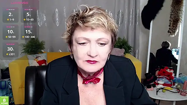 Snapshot of SexyGrandma_ chatting on February 14, 2026, 7:30 am SexyGrandma online show from February 14, 2026, 7:30 am