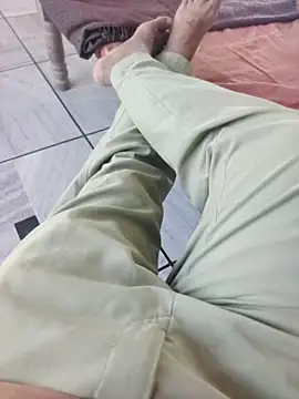 Snapshot of xmanrawan2 chatting on October 19, 2025, 4:15 am xmanrawan2 online show from October 19, 2025, 4:15 am