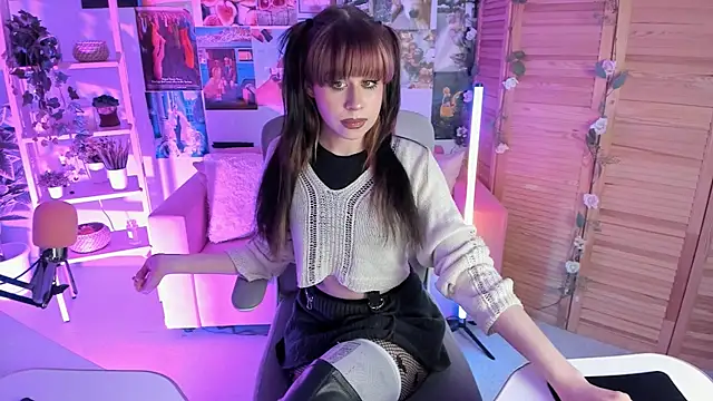 Snapshot of MisaPage chatting on March 3, 2025, 9:05 pm MisaPage online show from March 3, 2025, 9:05 pm