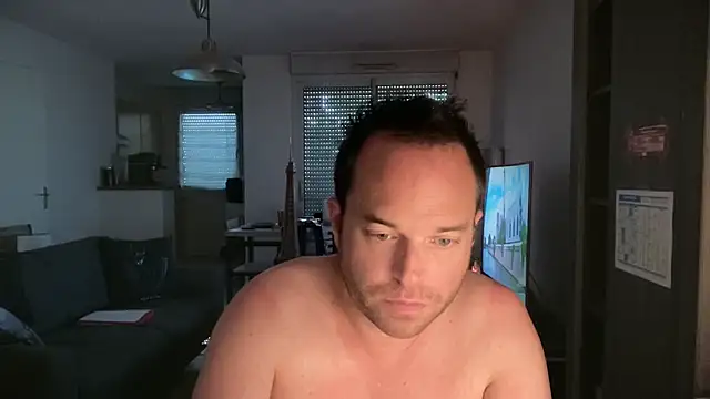 Funnyjul31 online show from May 2, 2026, 10:53 am