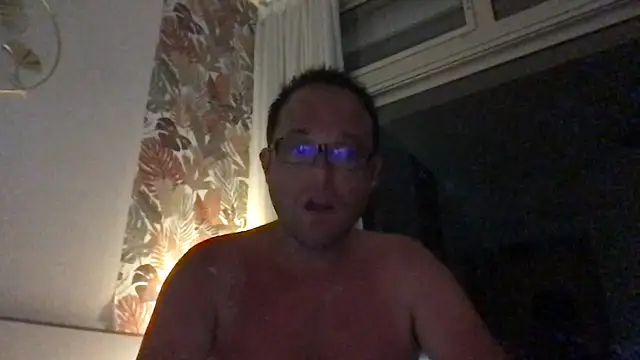 Funnyjul31 online show from June 6, 2026, 8:36 pm
