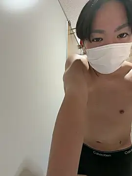 RUKI042 online show from April 3, 2026, 8:54 am