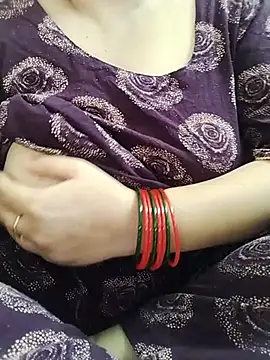 Snapshot of Anushkabhabi chatting on August 4, 2026, 6:40 am Anushkabhabi online show from August 4, 2026, 6:40 am