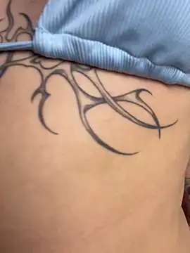 lia foxxy71 online show from April 7, 2026, 9:55 am